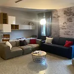 Country house Rouge Nel Roero *