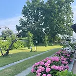 Country house Rouge Nel Roero *