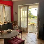 Rouge Nel Roero Country house *