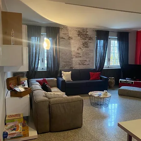 Rouge Nel Roero Country house