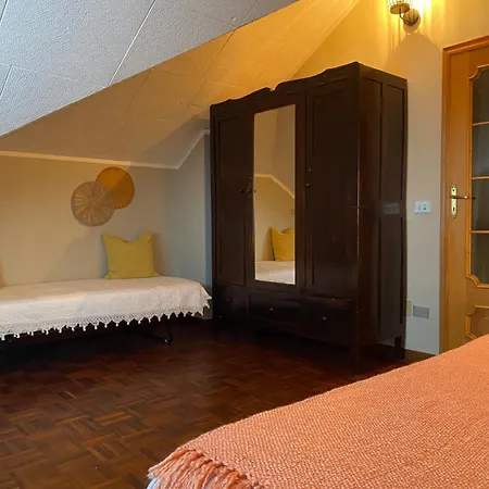 Rouge Nel Roero Country house Sanfre